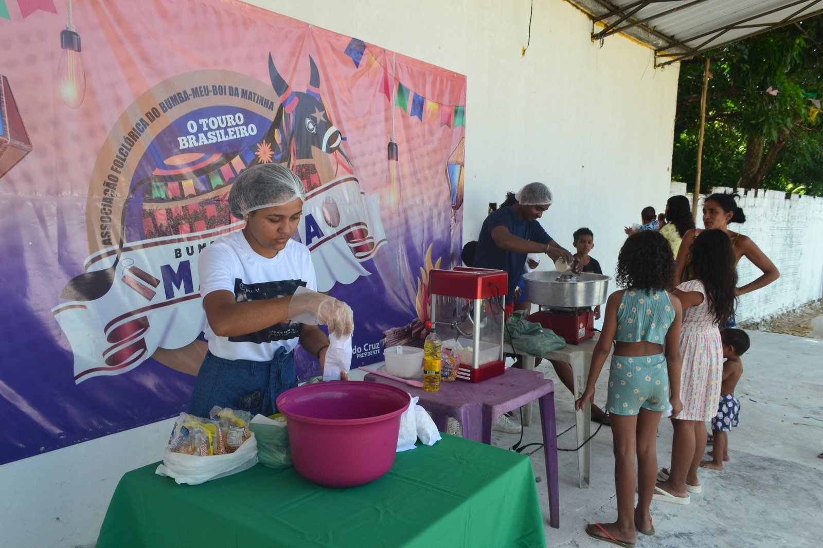 Ação do Instituto Hebrom com a comunidade