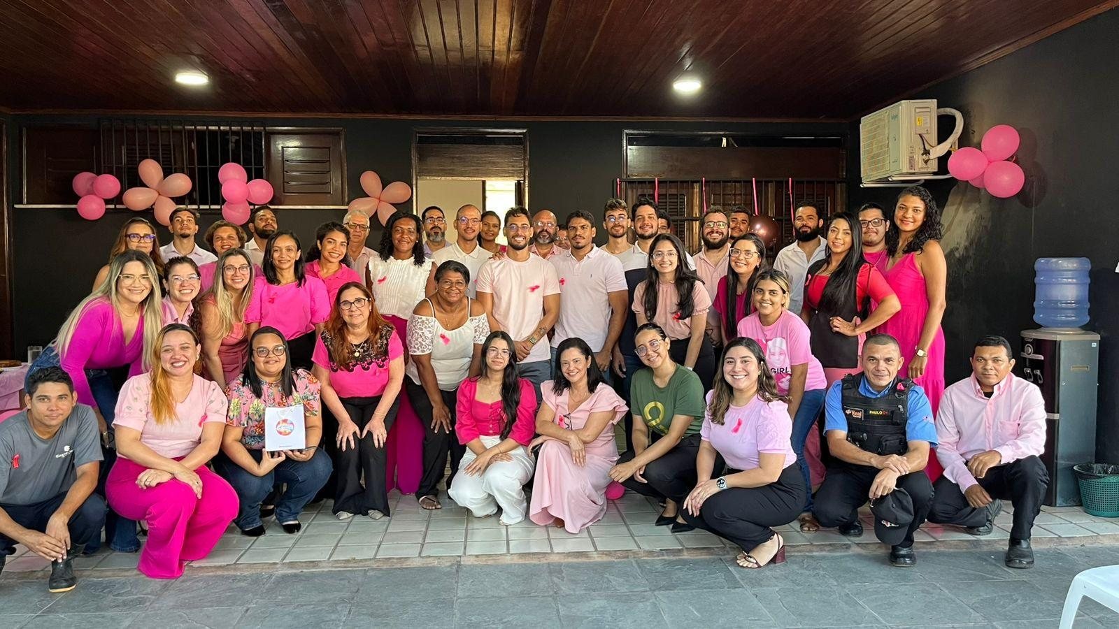 Ação de conscientização Outubro Rosa 2025
